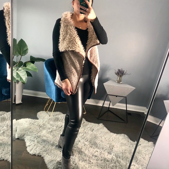 ◾️Sheila Sherpa Fur Vest - Picture 3 of 6